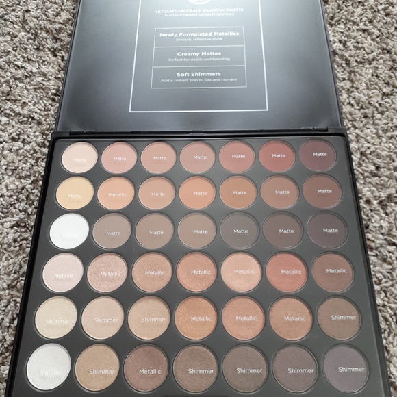 Makeup - Picture 3 of 3